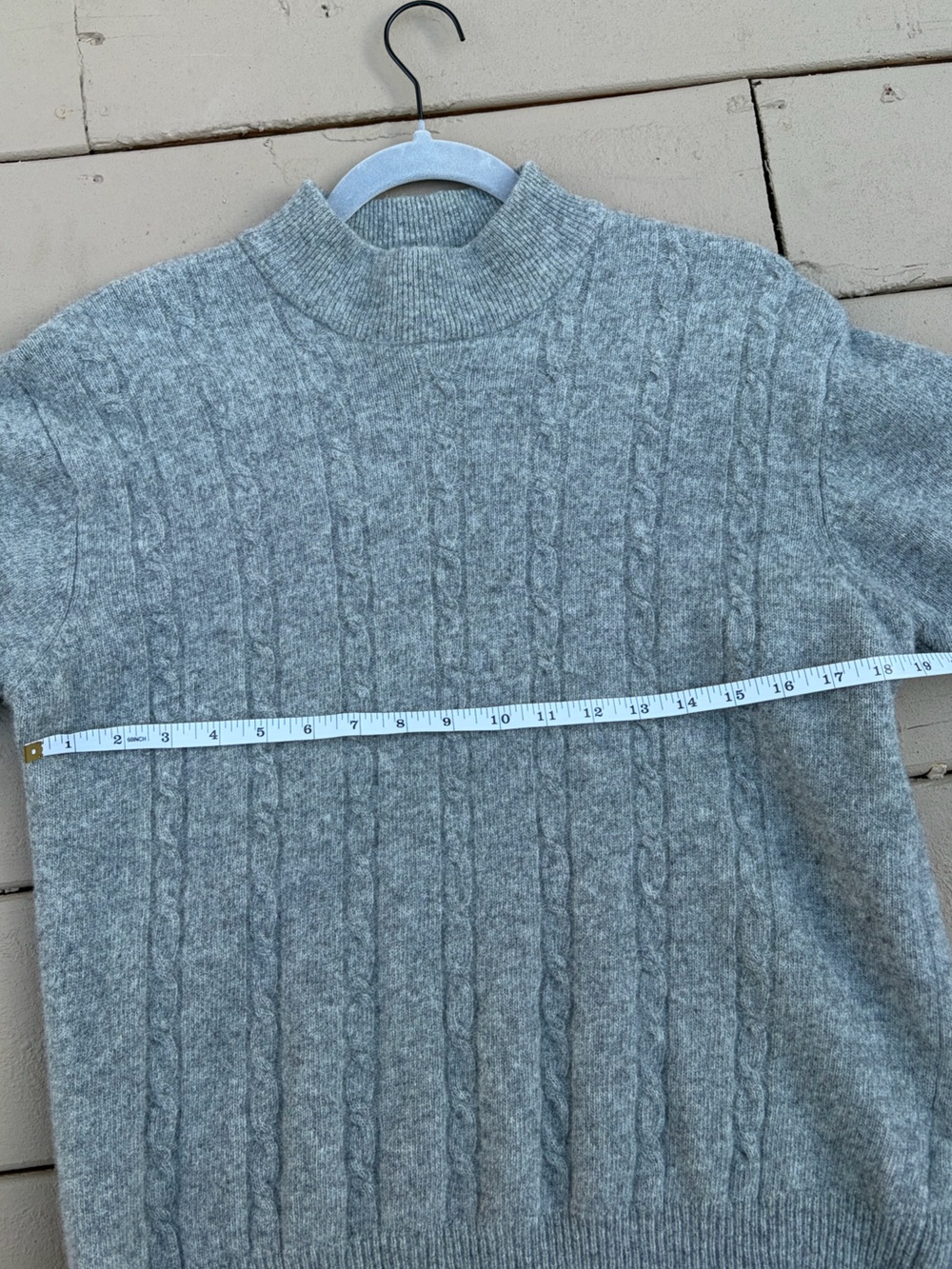 Vintage Grey Cable Knit Mock Neck Short Sleeve Sweater - Picture 5 of 6